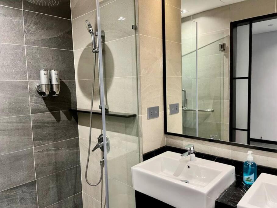 #211 M101 Dang Wangi Klcc View Pool By Livin Apartamento Kuala Lumpur Exterior foto