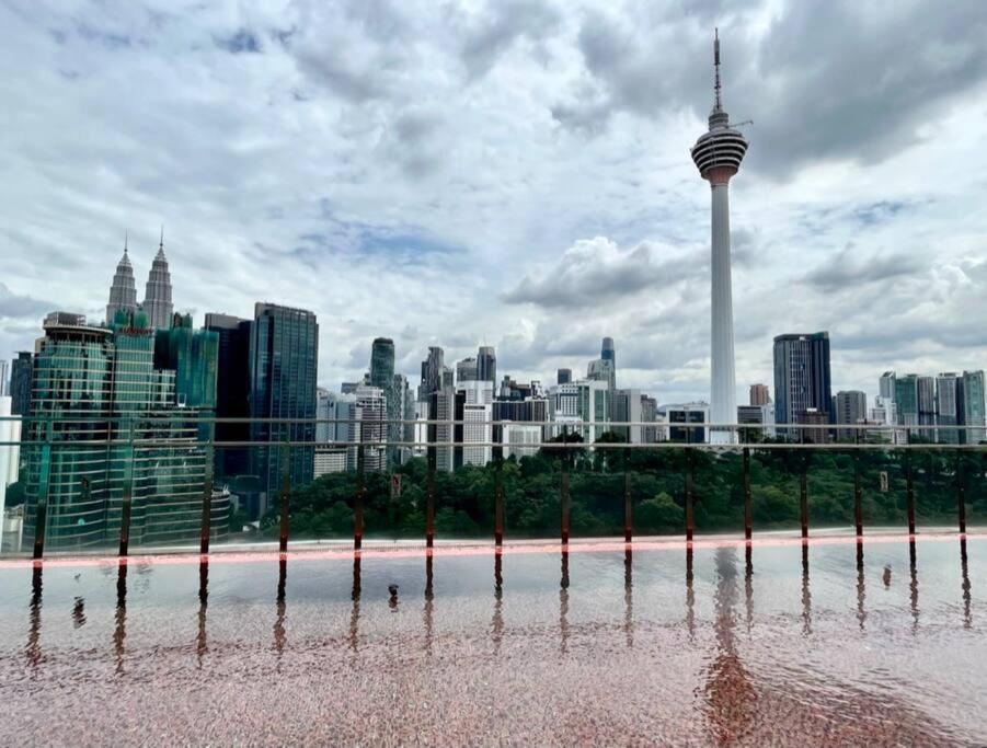 #211 M101 Dang Wangi Klcc View Pool By Livin Apartamento Kuala Lumpur Exterior foto